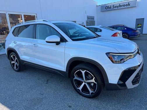 2026 Volkswagen Taos SEL