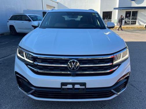 2022 Volkswagen Atlas Cross Sport 3.6L V6 SEL Premium R-Line