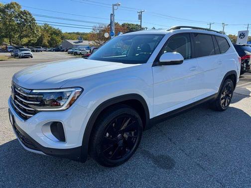 2026 Volkswagen Atlas 2.0T SE w/Technology 4MOTION