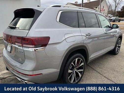 2025 Volkswagen Atlas 2.0T SEL Premium R-Line 4MOTION