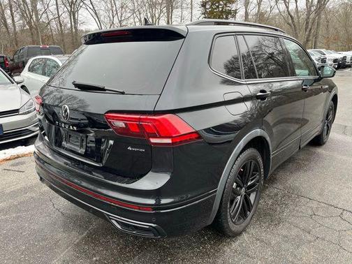 2022 Volkswagen Tiguan 2.0T SE R-Line Black 4MOTION