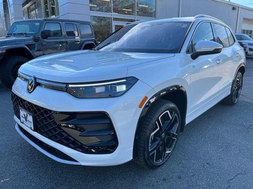 2025 Volkswagen Tiguan 2.0T SEL R-Line 4MOTION