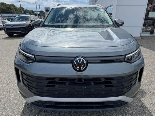 2025 Volkswagen Tiguan 2.0T SE 4MOTION