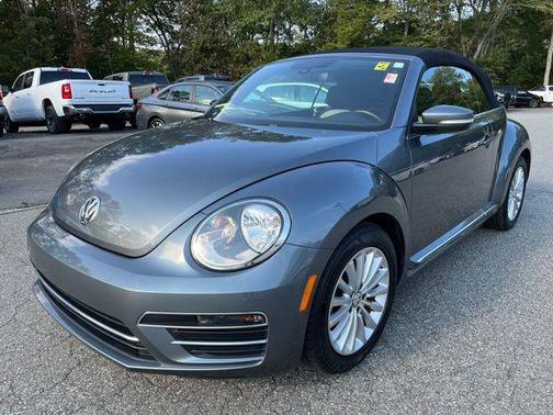 2019 Volkswagen Beetle 2.0T SE