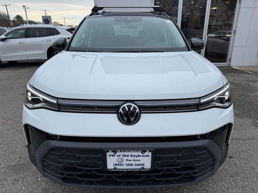 2026 Volkswagen Taos SE Black