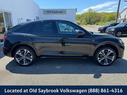 2022 Audi Q5 45 S line Prestige