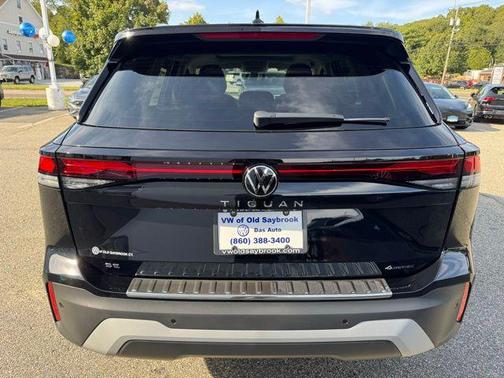 2025 Volkswagen Tiguan 2.0T SE 4MOTION