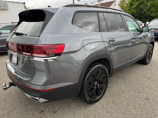 2025 Volkswagen Atlas 2.0T SE w/Technology 4MOTION