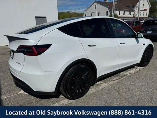 2023 Tesla Model Y Long Range Dual Motor All-Wheel Drive
