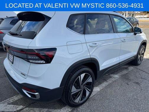 2025 Volkswagen Taos 1.5T SE