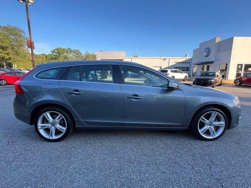 2016 Volvo V60 T5 Premier