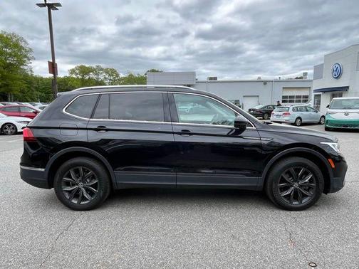 2022 Volkswagen Tiguan 2.0T SE 4MOTION