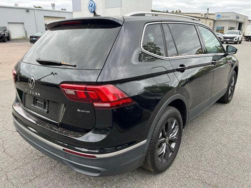 2022 Volkswagen Tiguan 2.0T SE 4MOTION