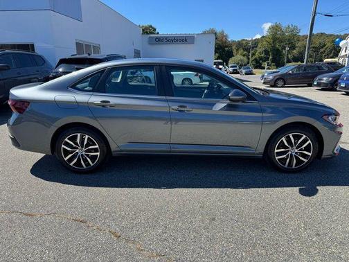 2025 Volkswagen Jetta 1.5T SE