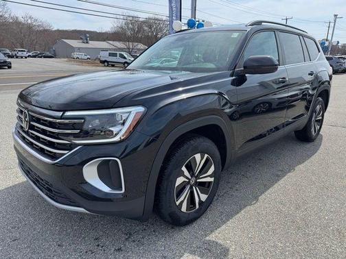 Black Pearl 2026 Volkswagen Atlas 2.0T SE
