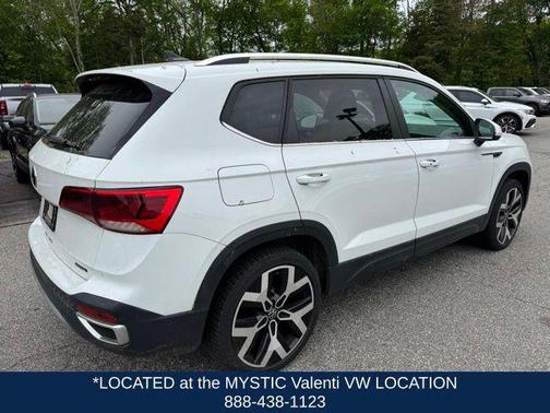 White 2022 Volkswagen Taos 1.5T SEL