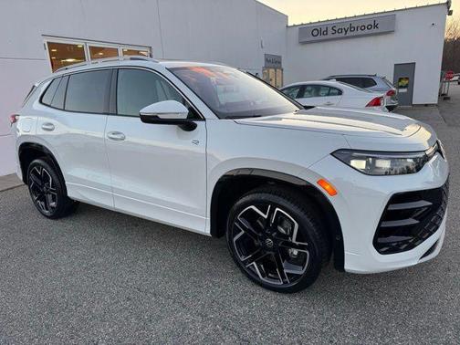 2026 Volkswagen Tiguan 2.0T SEL R-Line 4MOTION