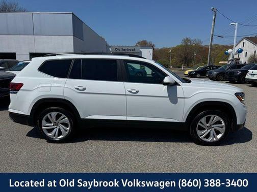 Pure White 2023 Volkswagen Atlas 3.6L SE w/Technology
