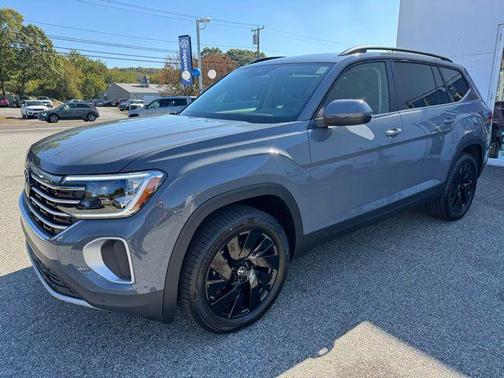 2026 Volkswagen Atlas 2.0T SE w/Technology 4MOTION