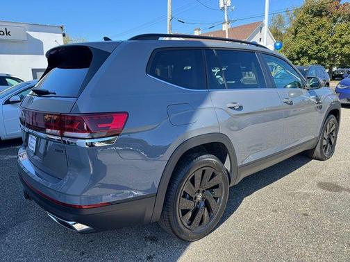 2026 Volkswagen Atlas 2.0T SE w/Technology 4MOTION