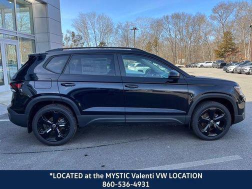 2025 Volkswagen Taos 1.5T SE Black