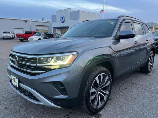 2022 Volkswagen Atlas 3.6L SE w/Technology
