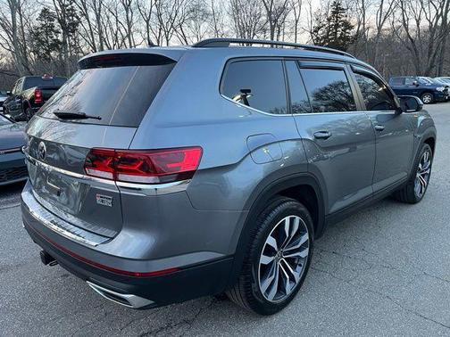 2022 Volkswagen Atlas 3.6L SE w/Technology