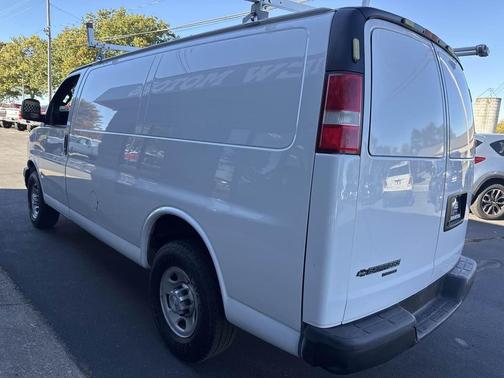 2016 Chevrolet Express 2500 Work Van