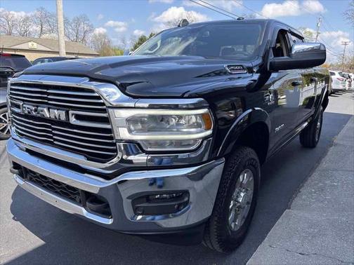 2021 RAM 2500 Laramie Crew Cab 4x4 6'4' Box
