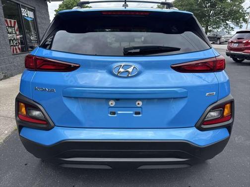 2021 Hyundai KONA SEL