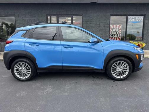2021 Hyundai KONA SEL