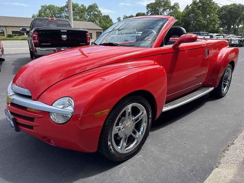 2005 Chevrolet SSR LS