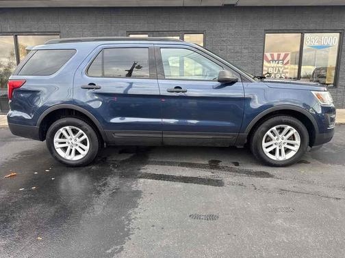 2017 Ford Explorer Base