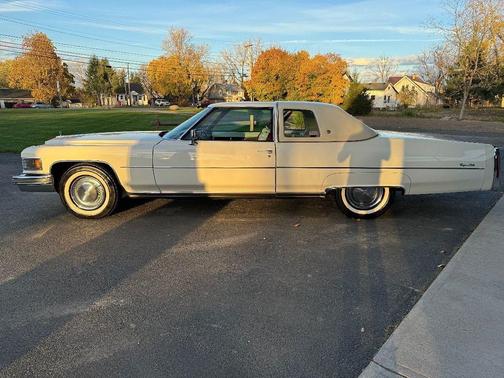 1976 Cadillac DeVille Base