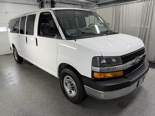 2016 Chevrolet Express 3500 LT