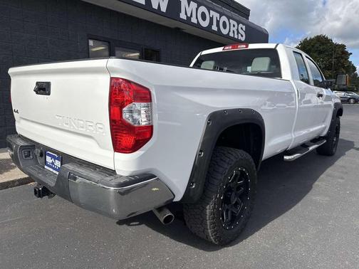 2014 Toyota Tundra SR