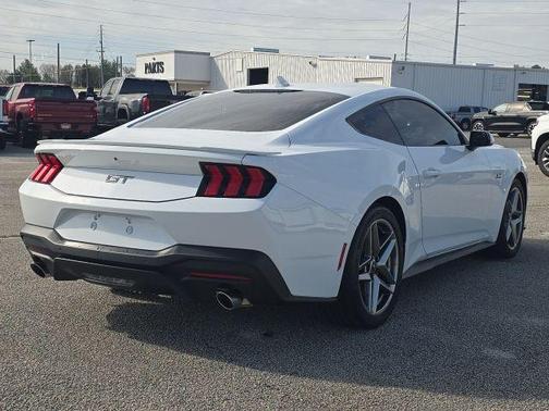 Oxford White 2024 Ford Mustang GT Premium