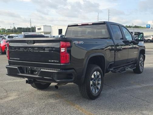 2024 Chevrolet Silverado 2500 CUSTOM