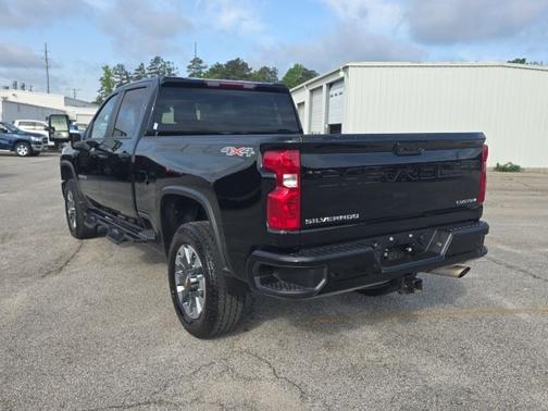 2024 Chevrolet Silverado 2500 CUSTOM