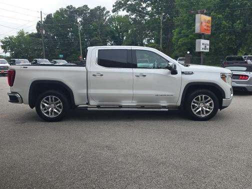 2022 GMC Sierra 1500 SLT