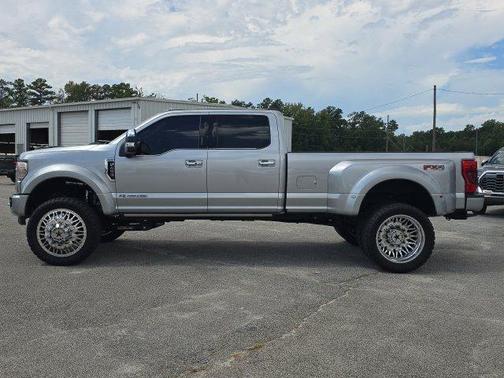 Silver Metallic 2022 Ford F-450 Platinum