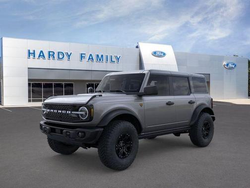 Carbonized Gray Metallic 2026 Ford Bronco Badlands