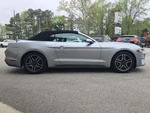 2022 Ford Mustang ECOBOOST PREMIUM