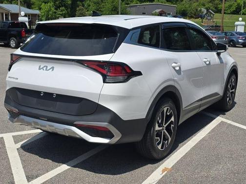 Glacial White Pearl 2023 Kia Sportage EX
