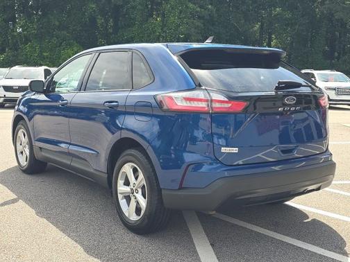 ATLAS BLUE 2023 Ford Edge SE