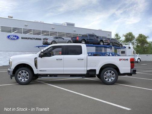 Oxford White 2026 Ford F-350 Lariat Super Duty