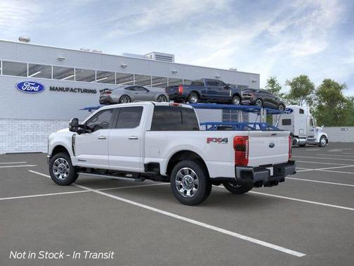 Oxford White 2026 Ford F-350 Lariat Super Duty