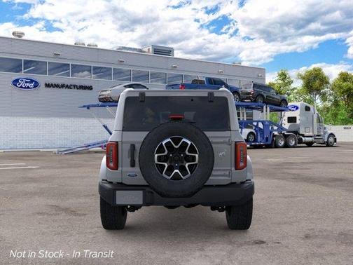 Avalanche 2026 Ford Bronco Outer Banks