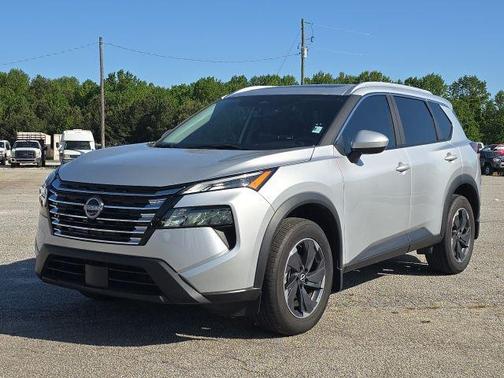 Brilliant Silver Metallic 2024 Nissan Rogue SV