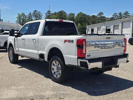 White Metallic 2024 Ford F-250 King Ranch